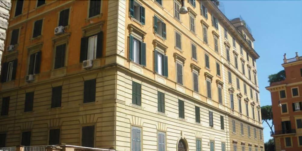 Marvi Hotel Rome Exterior photo